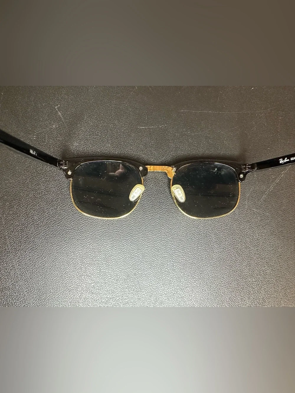 Ray-Ban Clubmaster Classic sunglasses Black Frames with Gold